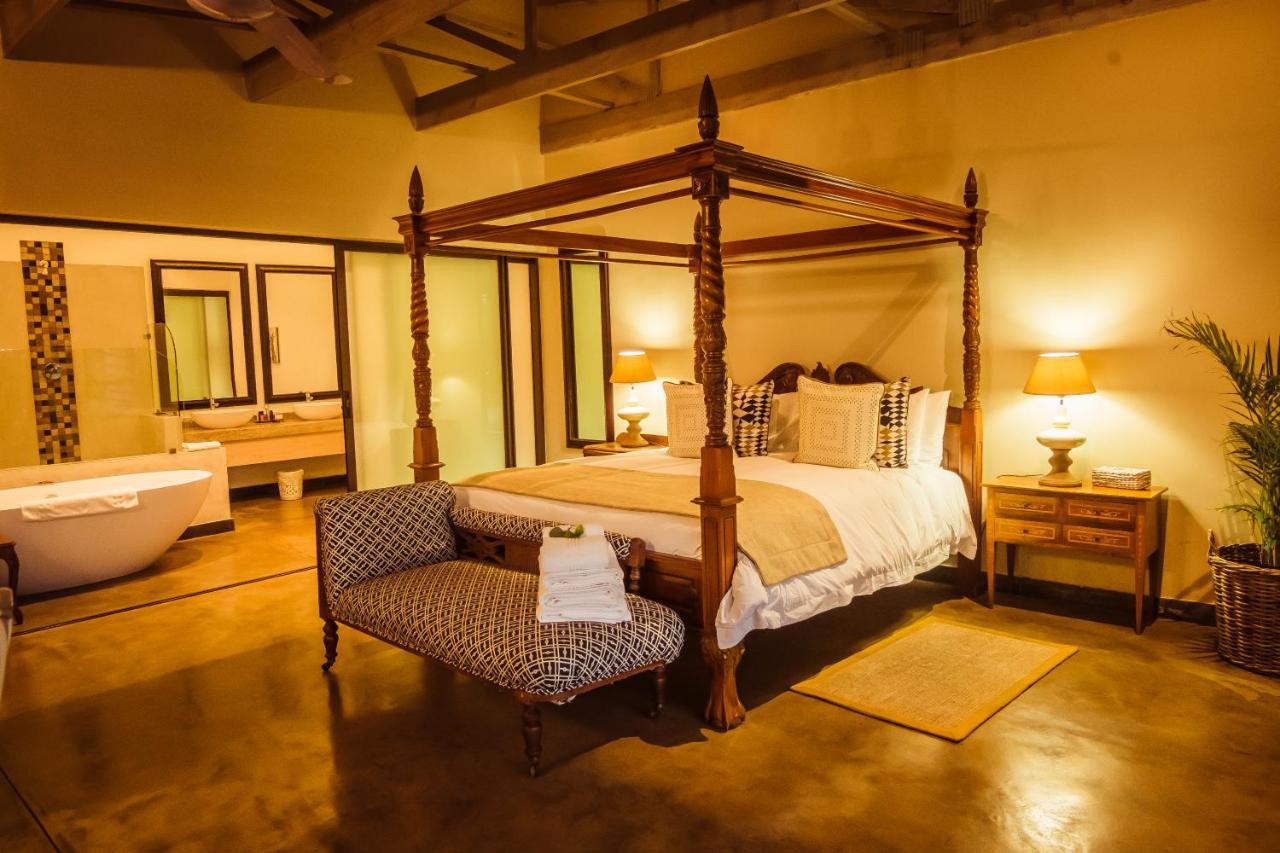 Bushveld Terrace Safari Hotel, Lodge & Spa 팔라보르와 외부 사진