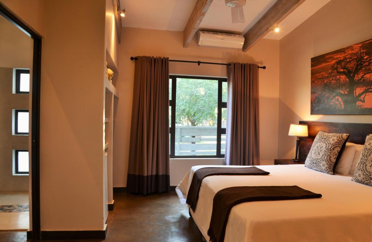 Bushveld Terrace Safari Hotel, Lodge & Spa 팔라보르와 외부 사진